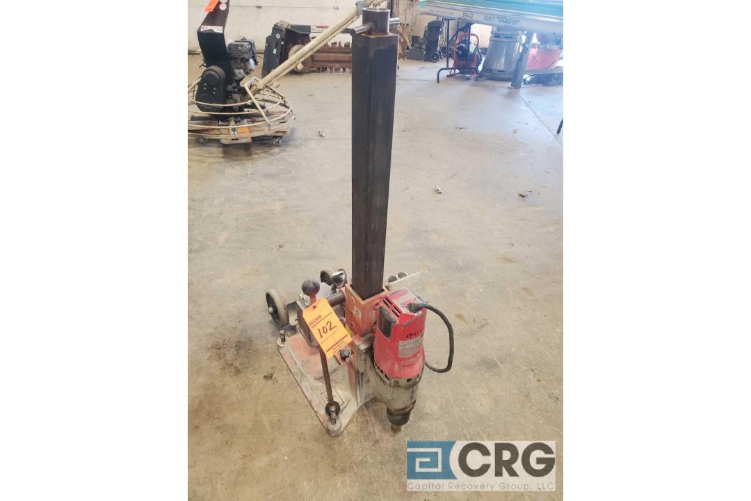 Milwaukee 4004 core drill, 300/600 rpm, with portable base (041-65) - Image 1 of 3