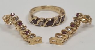 14ct gold, diamond and ruby (?) five-stone ring, marked 14ct and a pair of matching drop earrings