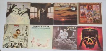 32 assorted LPs to include Pink Floyd 'Atom Heart Mother', Jethro Tull 'War Child', Pretty Things '