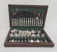 Canteen of Arthur Price flatware, kings pattern Condition ReportThis is a complete set
