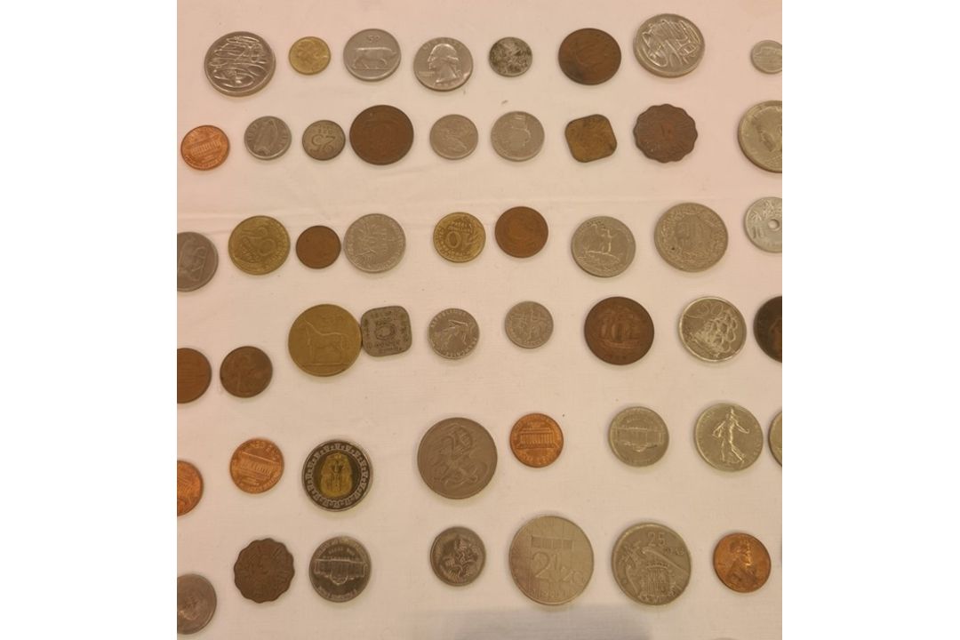 UK proof set of coins, loose coins, buttons, compass and a silver masonic medal - Image 6 of 10