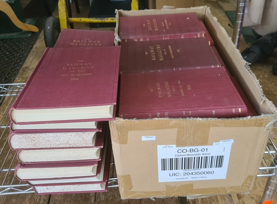 Large quantity of bound copies of "The Railway Magazine" 1897 to 1990's, with folding plates, etc (9 - Image 4 of 5