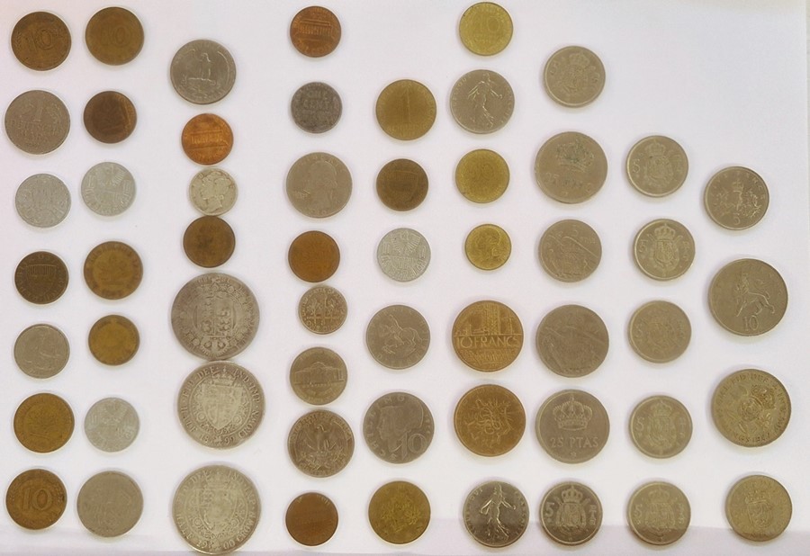 Various world coins, including silver half crowns (3) commemorative crowns including Edward VII - Image 2 of 15