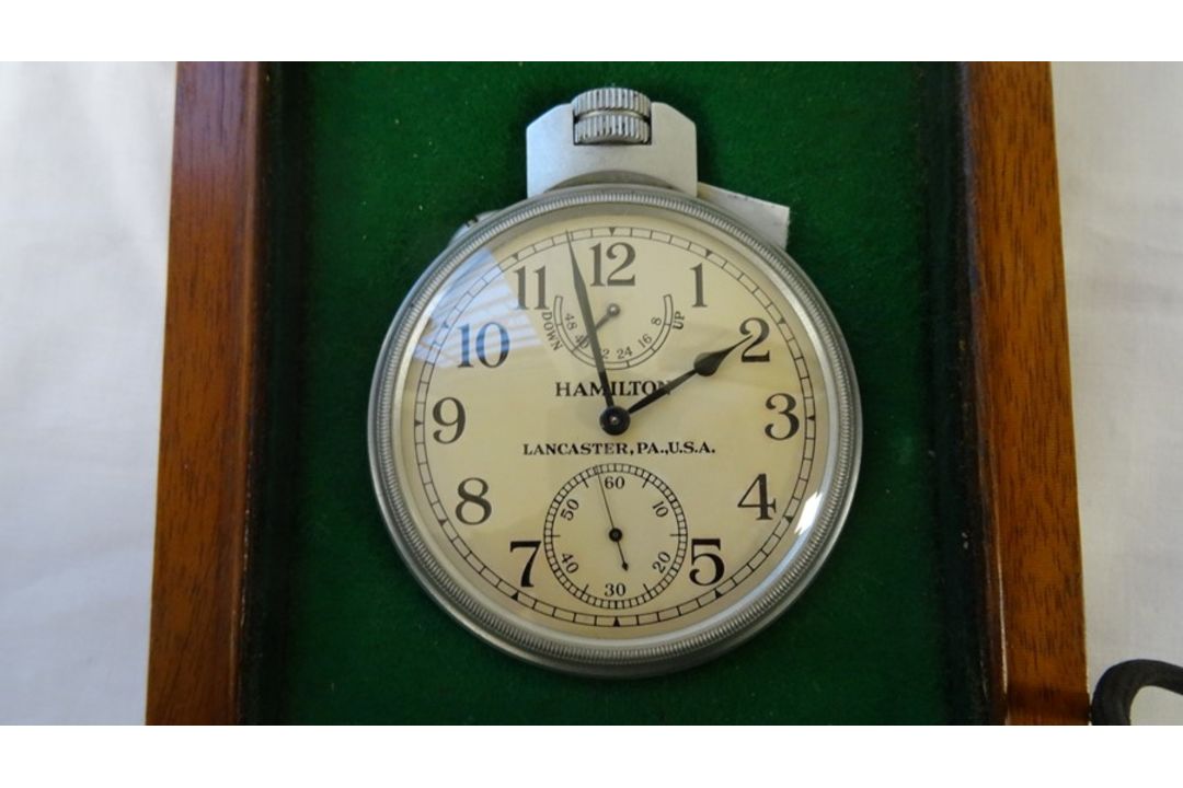Hamilton, Lancaster, Pa., U.S.A. military chronometer model 22, 21 Jewels, marked to back H.s.(Up - Image 2 of 3