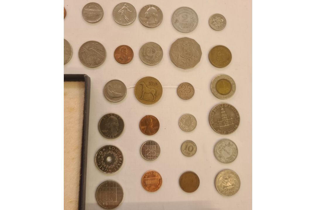 UK proof set of coins, loose coins, buttons, compass and a silver masonic medal - Image 4 of 10