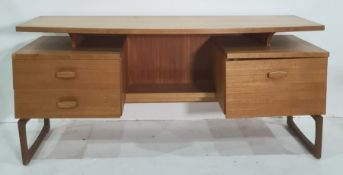 R Bennett for G-Plan 'Quadrille' 20th century teak dressing table with floating top, 153cm x 69cm (