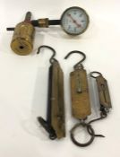 Beards patent brass-finish pressure gauge, no.4121045 with circular dial and three old brass