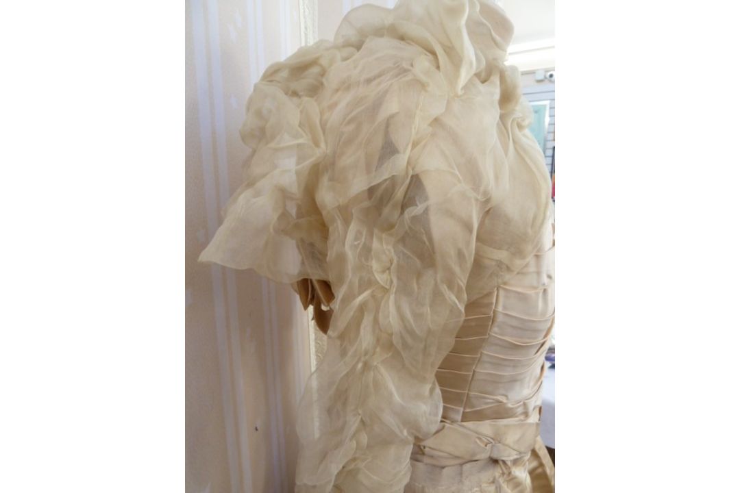 Victorian  ivory satin wedding dress with pleated bodice, full skirt, chiffon ruched sleeves - - Image 3 of 4