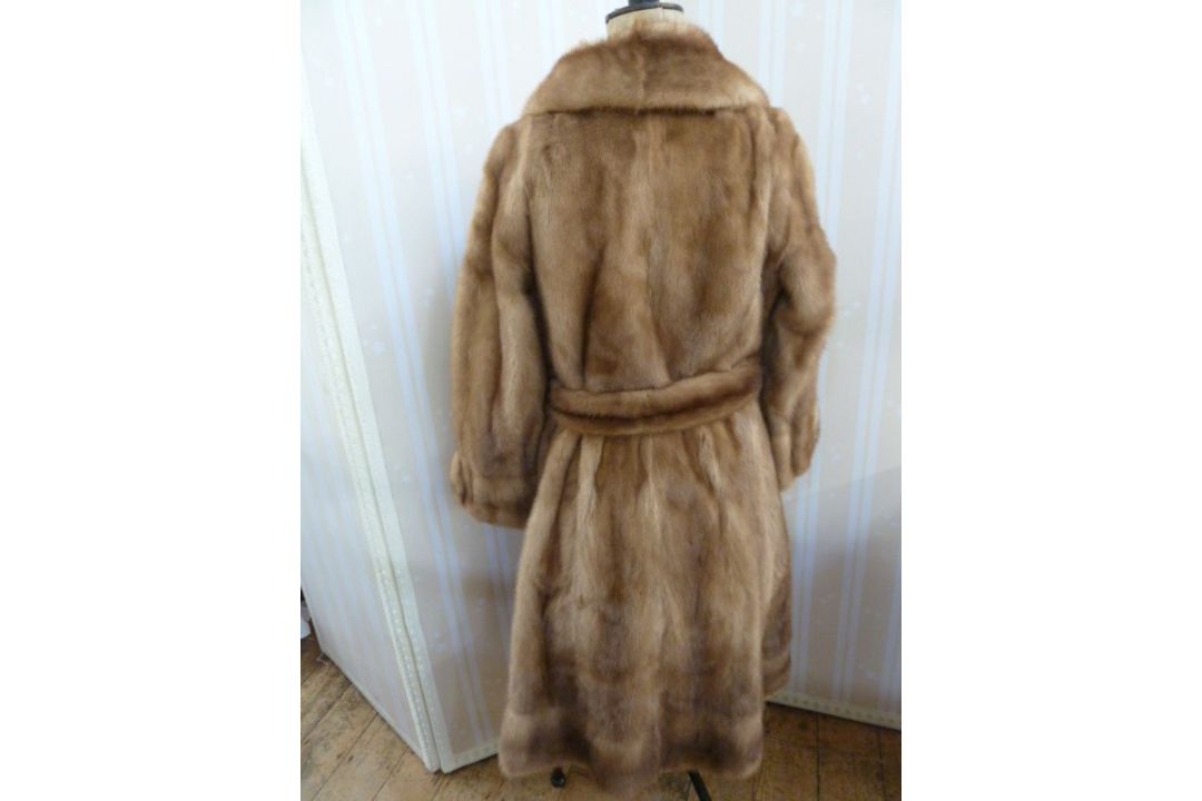 1970's full-length mink coat with banded hem, cuff sleeves, with belt and metal buckle - Image 2 of 2