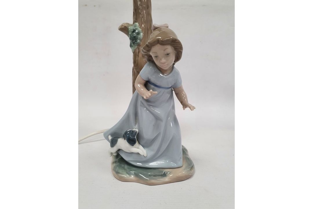 Lladro porcelain table lamp in the form of girl and puppy beside tree trunk, 12cm high and Lladro - Image 2 of 21