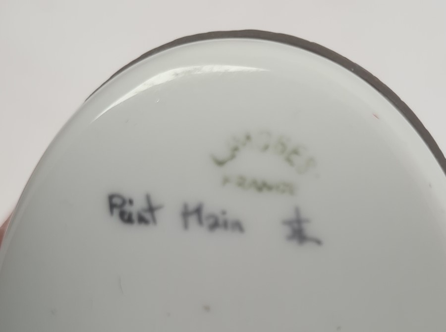 Limoges porcelain cachou box in the form of a rabbit with vegetable, 8cm high and continental - Image 2 of 26