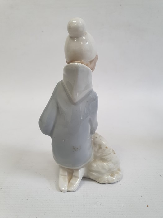 Lladro group of girl washing a dog, another model of rabbit, another cow, seated and swan with - Image 11 of 15