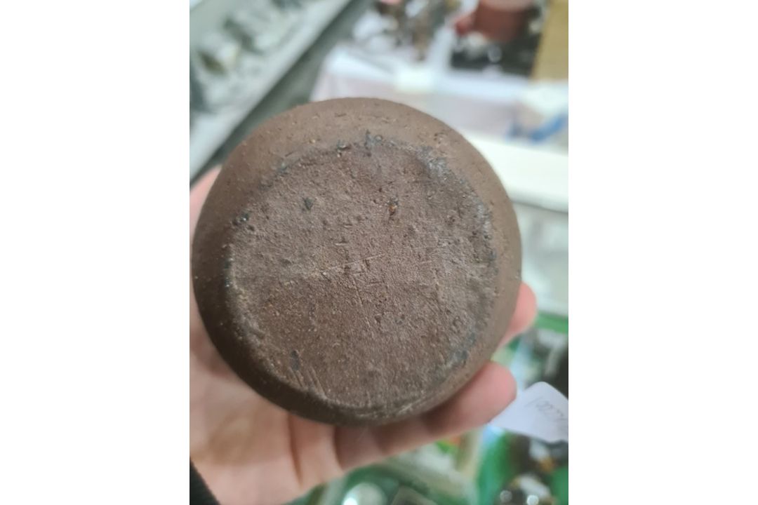Studio stoneware bottle vase, slightly ribbed cylindrical body, 12cm high, impressed mark, pair slip - Image 4 of 7