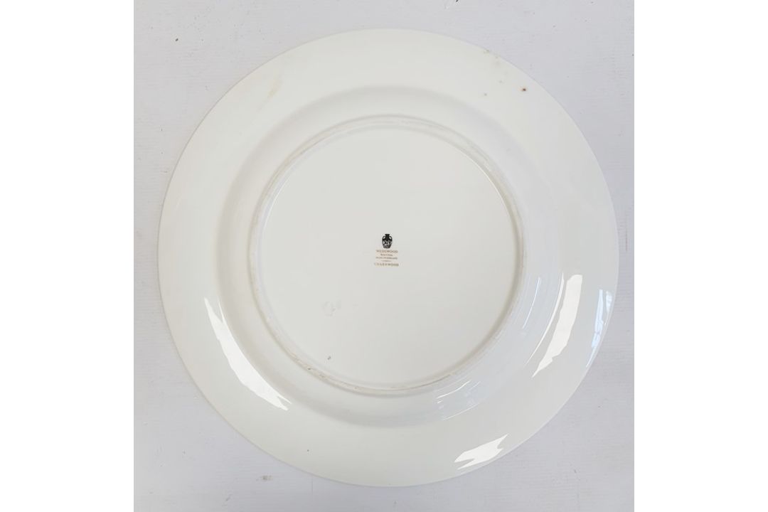 Pair Wedgwood porcelain tureens and covers with matching oval meat dish 'Charnwood' pattern, small - Image 5 of 5