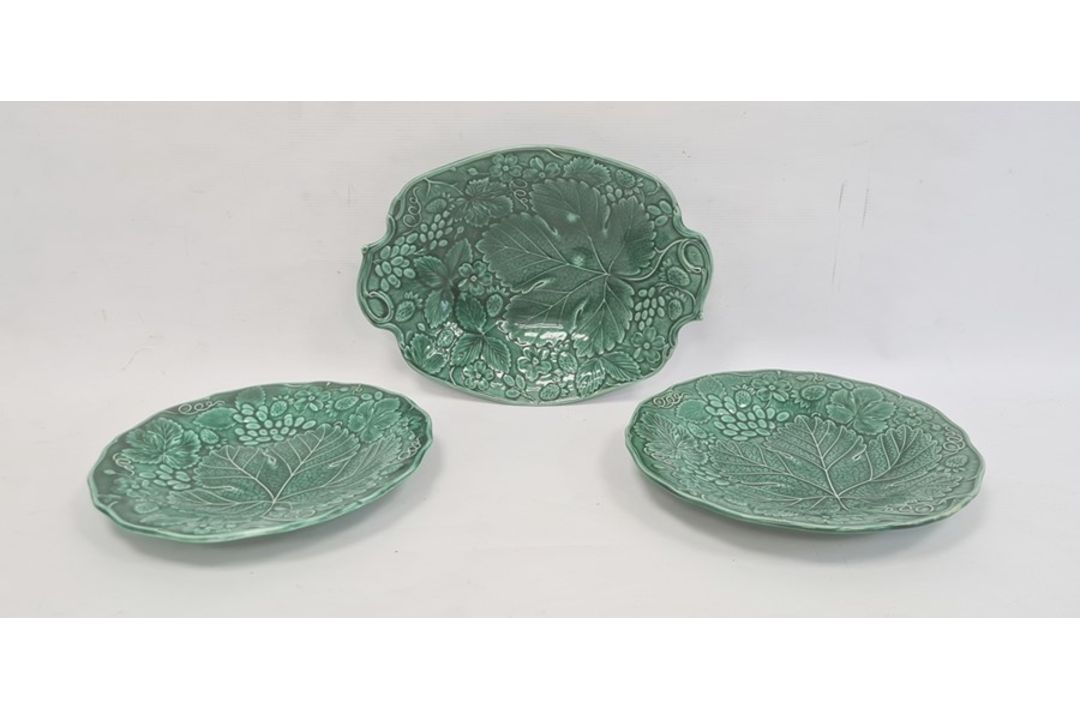 Pair 19th century Thomas Till green glazed majolica dessert plates and matching oval dish, 29cm wide - Image 1 of 10