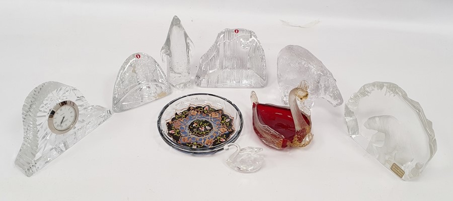 Assorted glassware to include weights marked 'Made in Finland', Mats Jonasson Swedish paperweight, - Image 2 of 2