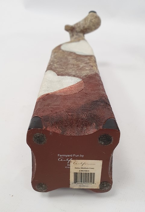 Cubist model of a cow by Farmyard Fun, carved Easter Island-style model painted black, lacquered - Image 4 of 5