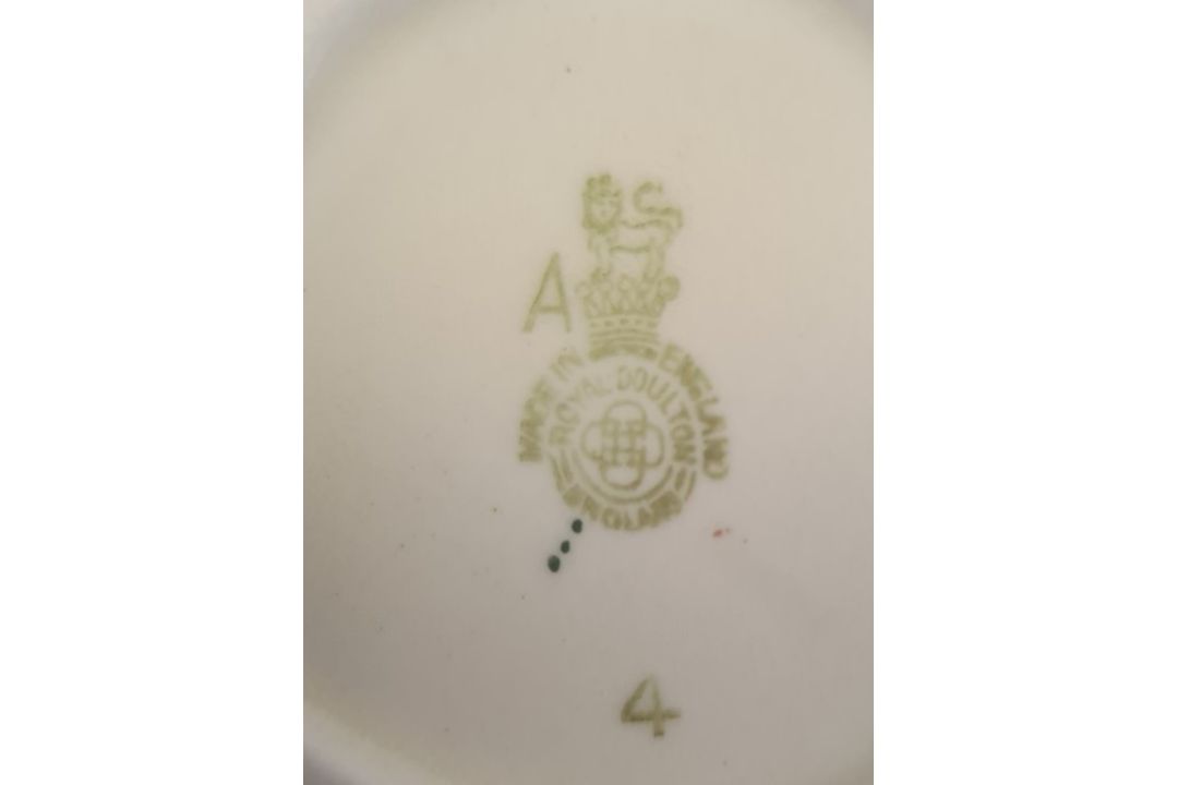 Pair 19th century ironstone china soup plates, porcelain plate decorated with primroses, Jersey ware - Image 10 of 17