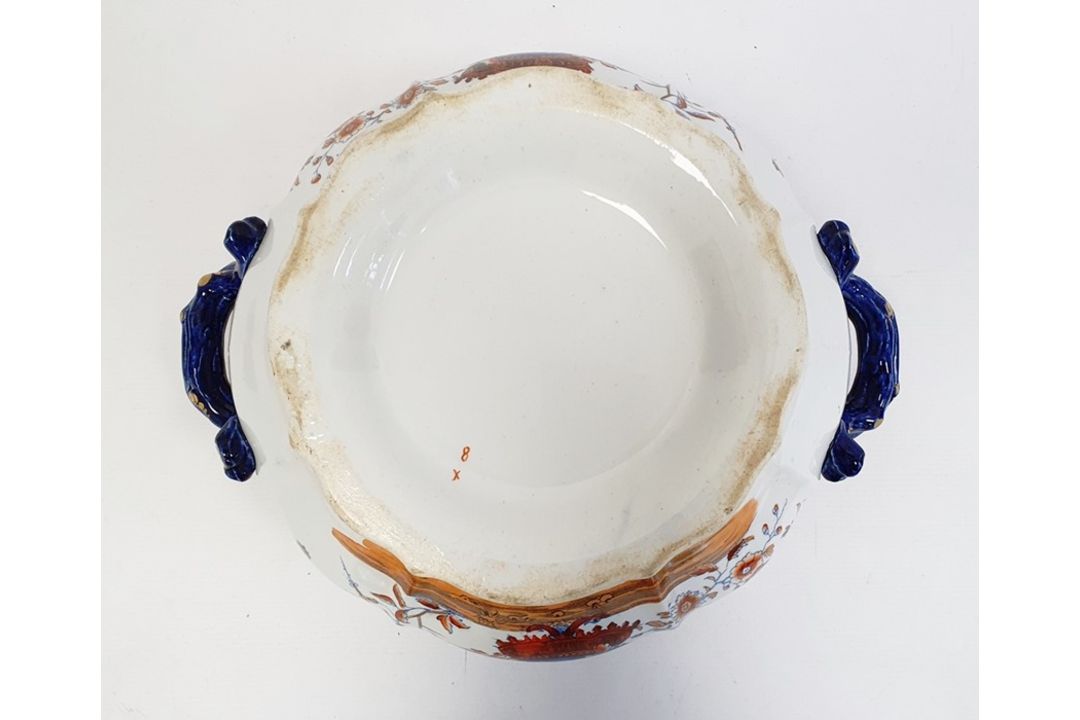19th century Alcocks Indian ironstone two-handled soup tureen and cover and pair matching soup - Image 5 of 11