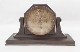 20th century Yeates & Son Ltd of Dublin table-top barometer in bakelite frame