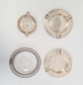 Pair of early 20th century silver circular ashtrays of plain form, Birmingham 1915, makers mark 'C&