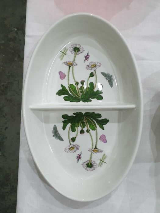 Two Portmeirion rectangular casserole dishes, teapot, circular dish, six coffee cups and saucers and - Image 8 of 14