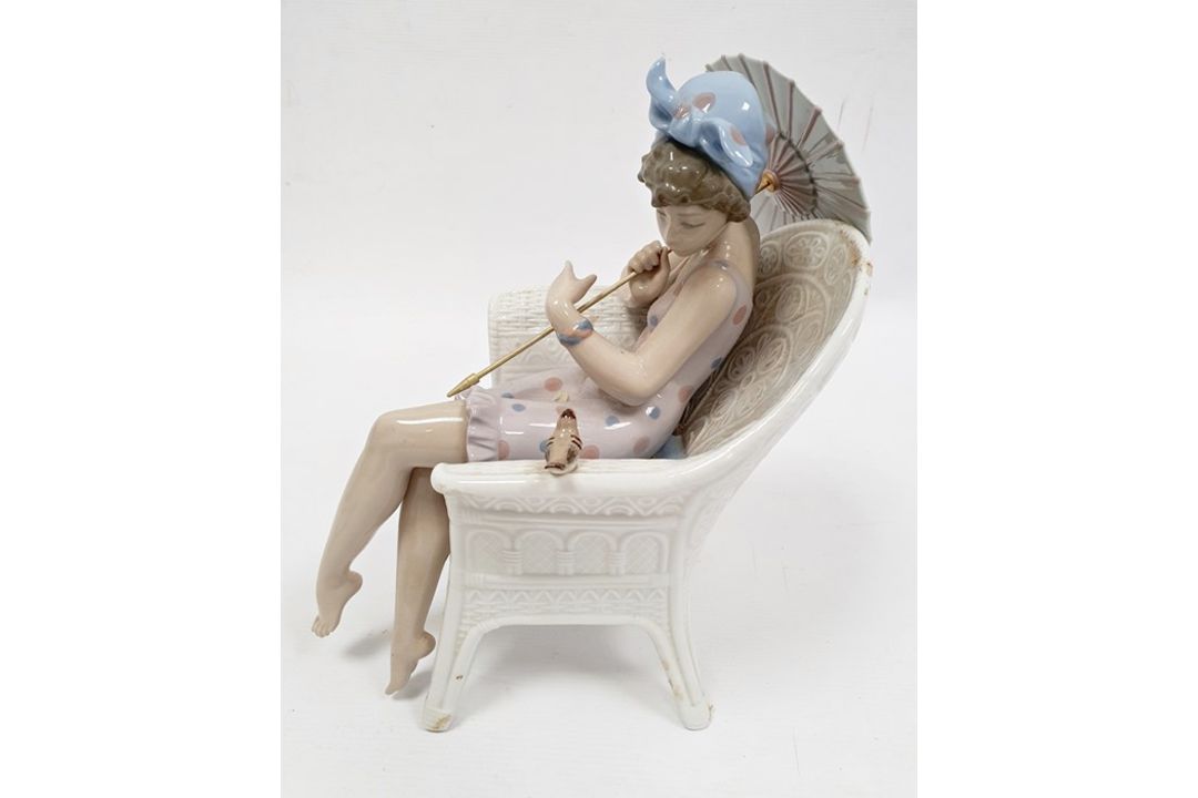 Lladro porcelain table lamp in the form of girl and puppy beside tree trunk, 12cm high and Lladro - Image 11 of 21