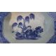 Chinese porcelain shallow dish, oblong with canted corners, willow and lotus design in blue and with - Image 8 of 10