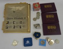 Collection of commemorative old crowns, world coins, etc