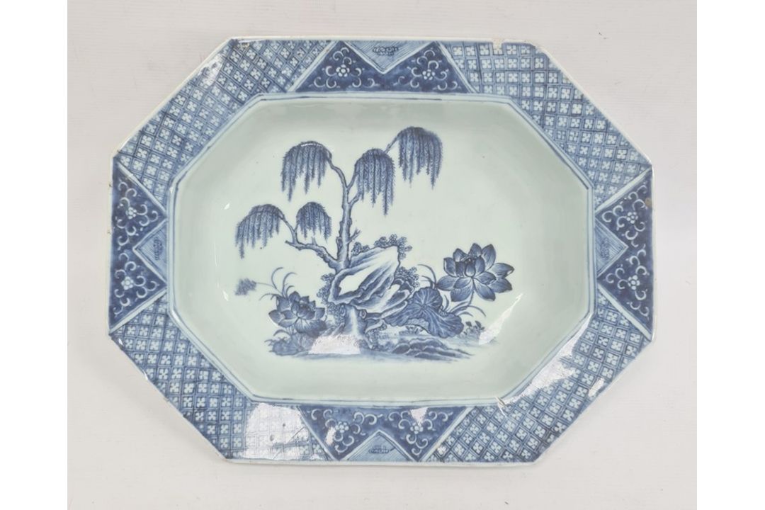 Chinese porcelain shallow dish, oblong with canted corners, willow and lotus design in blue and with - Image 1 of 10