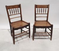 Set of six elm-seated country chairs with bobbin turned backs, turned supports and stretchers (6)