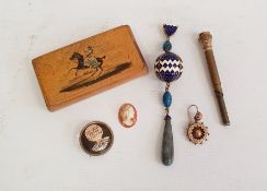 Tortoiseshell and gilt metal brooch of circular form, with applied Grenadier Guards emblem