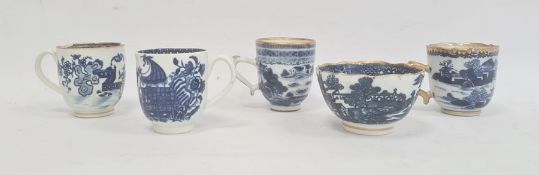 Collection of Caughley and Chinese export porcelain, late 18th century, pseudo Chinese script
