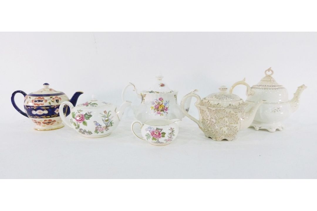 Collection of teapots to include two green decorated Bargeware-style teapots, a Carltonware-style - Image 1 of 9