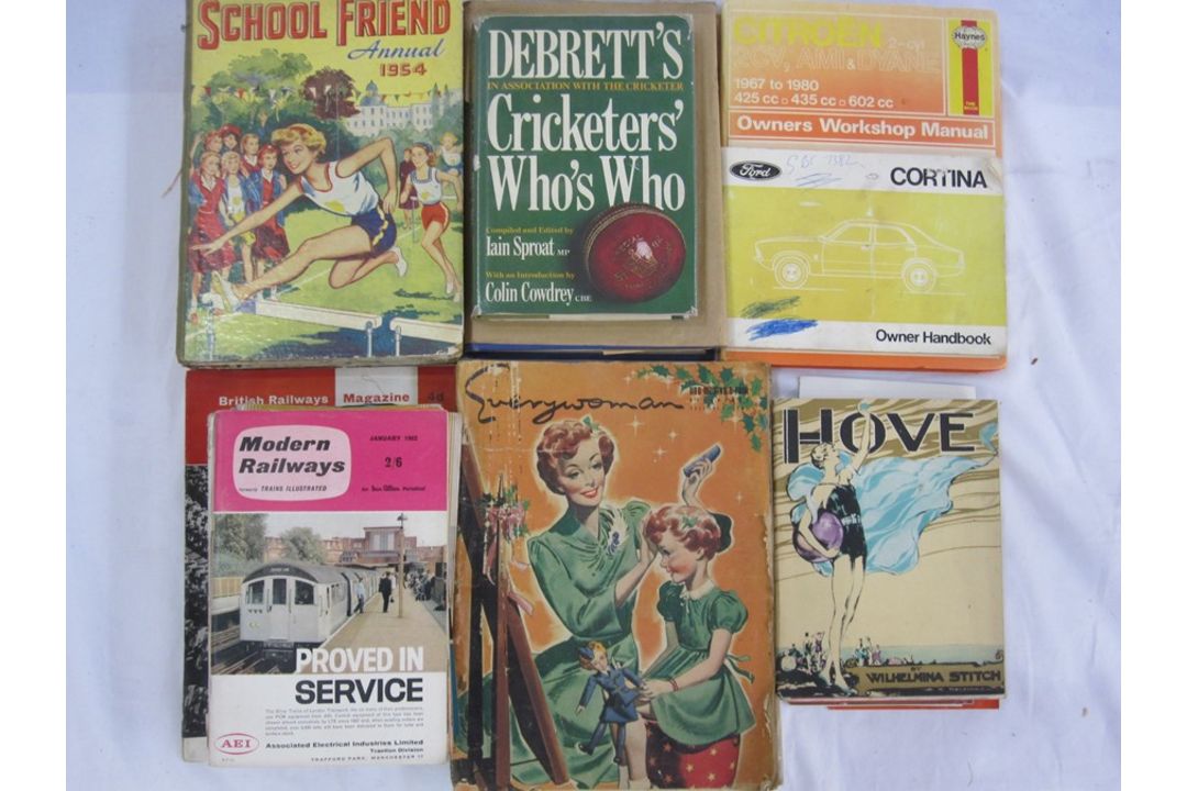 Quantity of ephemera to include various Ordnance Survey and other maps, various travel guides to - Image 3 of 3