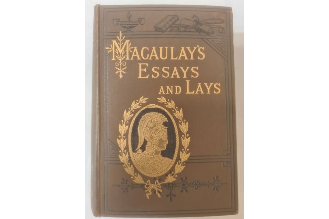 Assorted volumes, including T.E. Lawrence 'Seven Pillars of Wisdom', 'By his friends', 'Goldsmith' - Image 34 of 48