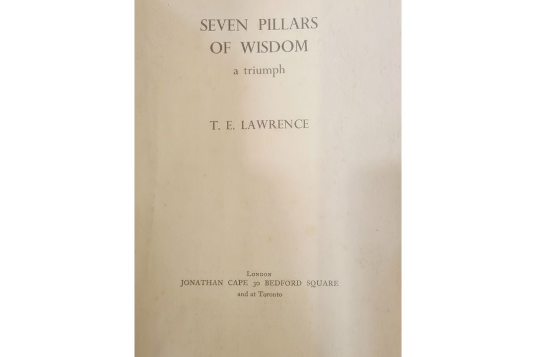 Assorted volumes, including T.E. Lawrence 'Seven Pillars of Wisdom', 'By his friends', 'Goldsmith' - Image 23 of 48