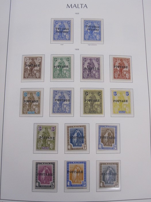 Album of Malta stamps, page of 1/2d 1860 through to 1966 appears complete, includes 1922 10s - Image 9 of 21