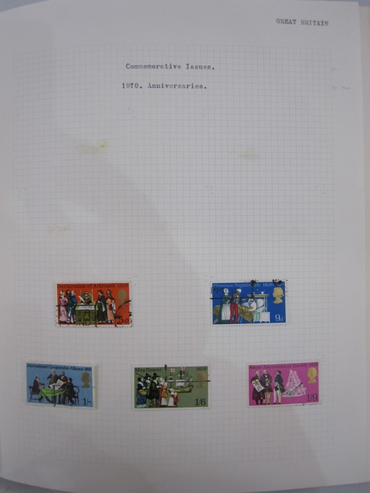 Plymouth loose leaf stamp album with GB mostly QE2 mint and used - Image 3 of 3
