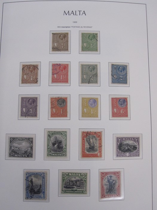 Album of Malta stamps, page of 1/2d 1860 through to 1966 appears complete, includes 1922 10s - Image 10 of 21
