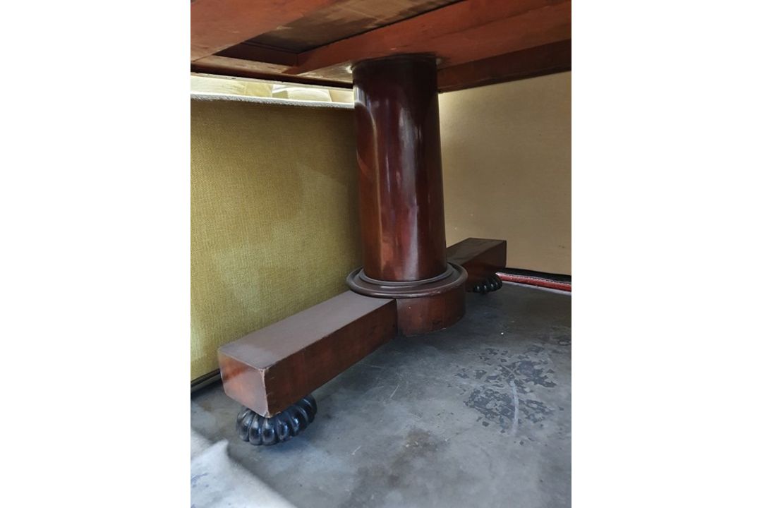 Late 19th/early 20th century large mahogany desk with leather inset top rectangular with rounded - Image 17 of 28