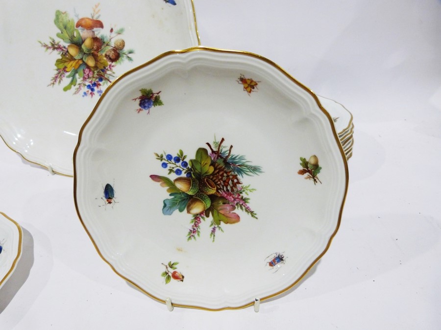 Rosenthal part dessert set comprising one large serving dish and eight plates, all of shaped - Image 2 of 5