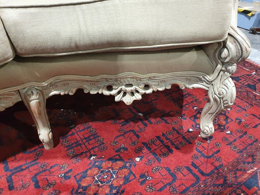 Modern French-style beige painted and upholstered curved three-seat sofa and cushions Condition - Image 10 of 24