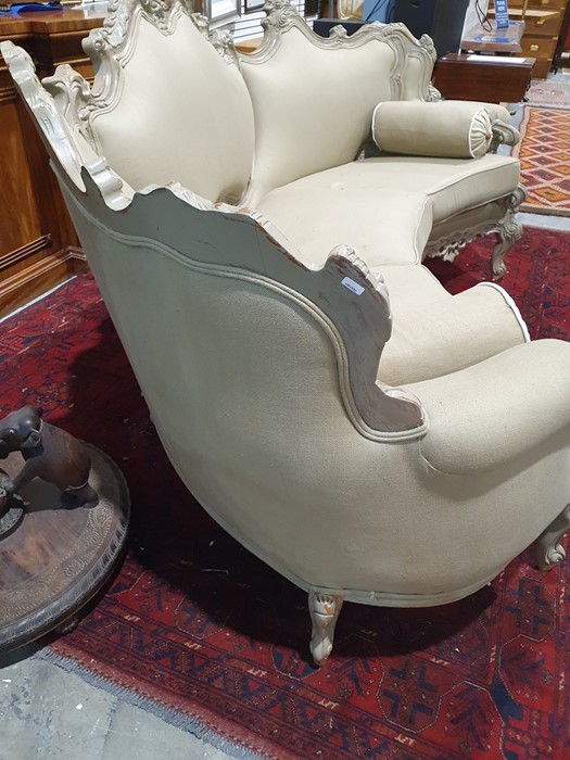 Modern French-style beige painted and upholstered curved three-seat sofa and cushions Condition - Image 20 of 24