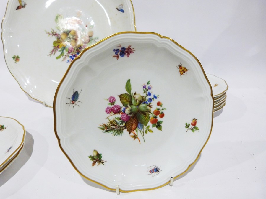 Rosenthal part dessert set comprising one large serving dish and eight plates, all of shaped - Image 3 of 5