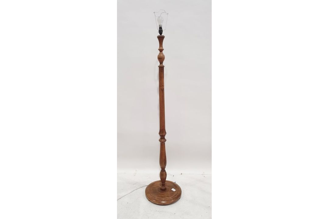 20th century turned and reeded standard lamp, 146cm high - Image 1 of 2