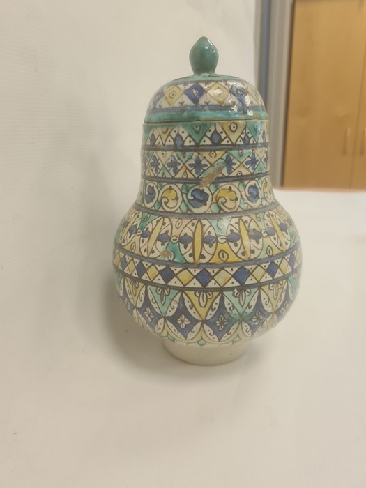 Isnik covered vase, baluster-shaped with pierced cover, rows of lozenge and stylised flowerheads - Image 3 of 8