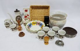 Quantity of long playing records to include Portrait of Sinatra, two South Pacific record s, the