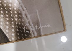 Six prints of musicians and street scenes, framed to match (6)