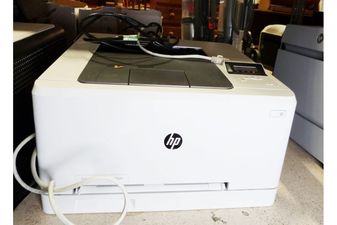 Hewlett Packard colour laserjet pro M252N printer